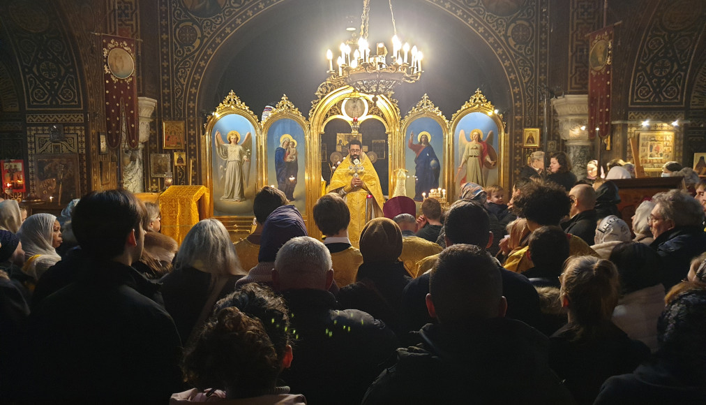 Intérieur de l'Eglise orthodoxe Sainte-Barbara à Vevey (©Grégory Roth/RTSreligion)