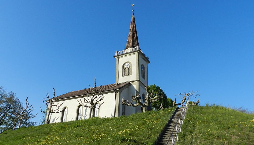 Temple de Bussigny (©ItsMariano, CC BY-SA 4.0 Wikimedia Commons)