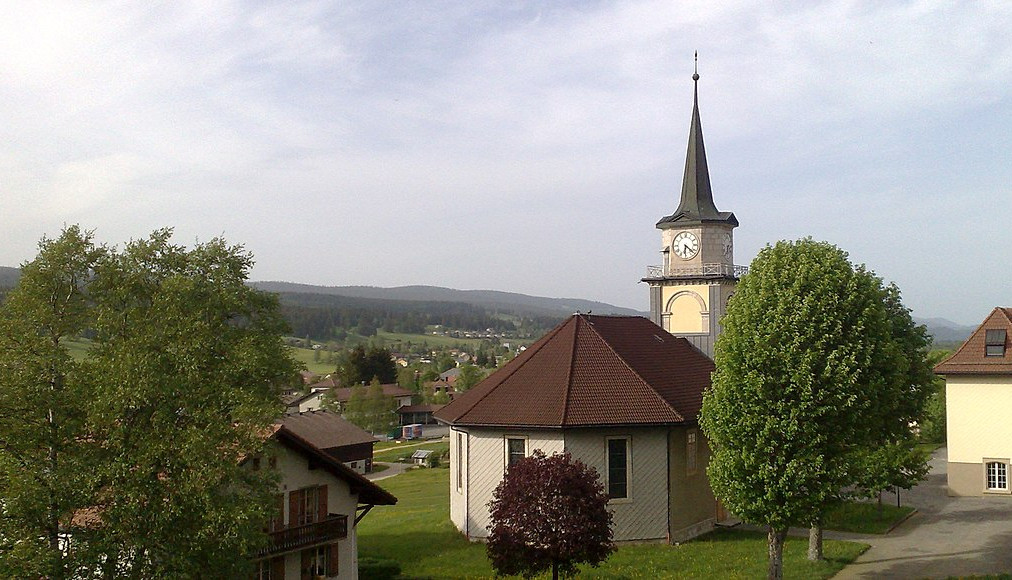 Temple du Brassus (©Giovanni-P, CC BY-SA 3.0 Wikimedia Commons)